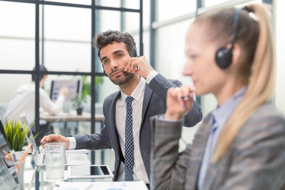 Monitor Call Quality in Customer Service Call Center Services